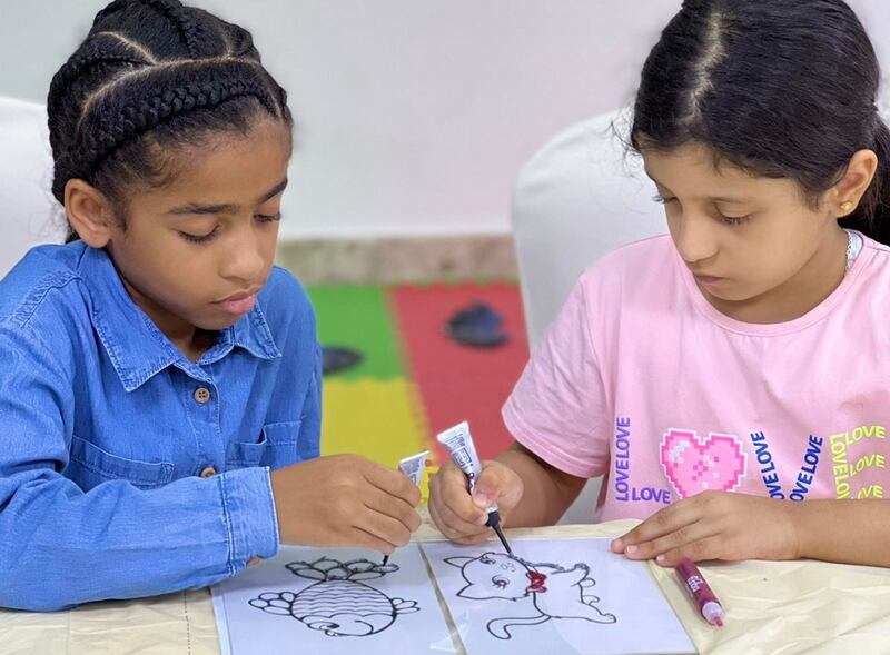 بالصور: انطلاق المخيم الصيفي بجمعية المرأة في مسقط