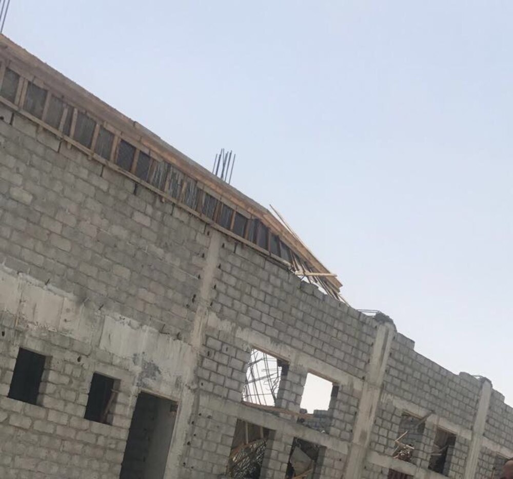 بالصور.. انهيار قبة مسجد تُخْلِف إصابات بالغة