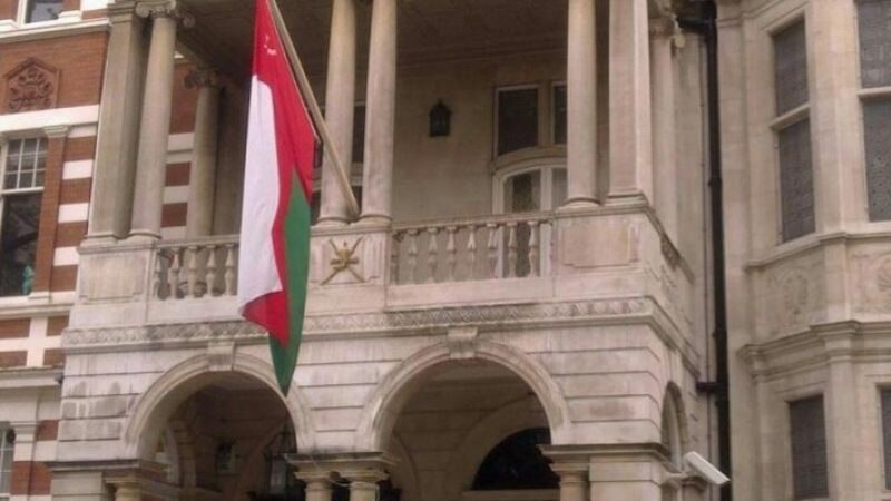 ملحقيتنا في لندن: لا رحلات استثنائية بين لندن ومسقط