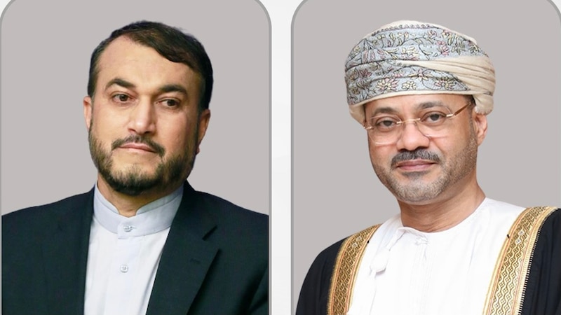 السيد بدر يتلقى اتصالًا من وزير الخارجية الإيرانية
