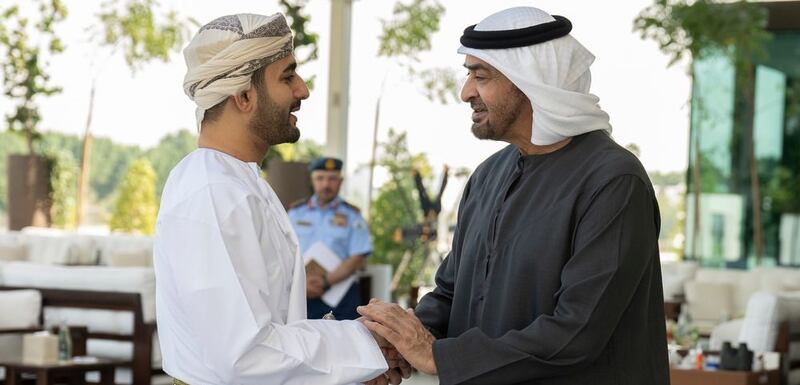 رئيس دولة الإمارات يستقبل سمو السيد ذي يزن آل سعيد