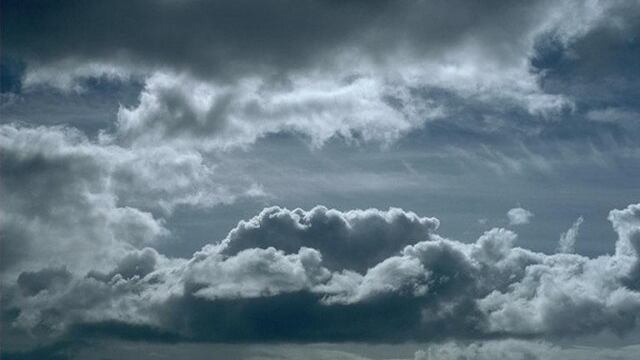 الأمطار مستمرة.. ومختص في الأرصاد الجوية يوضح