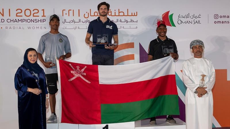 عمان للإبحار تضع أهدافًا لتطوير الرياضة لعشر سنوات قادمة