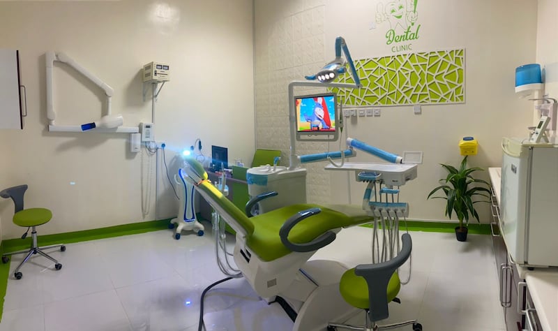 التنظيف بـ 5 ريالات فقط: خدمات مجانية وأسعار تنافسية عند افتتاح مركز فلكير لطب الأسنان غدًا