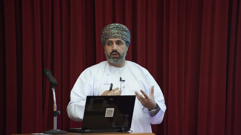 وزير العمل: خطة لرفع نسب التوطين بين الهيئات التدريسية في الجامعات والكليات الخاصة