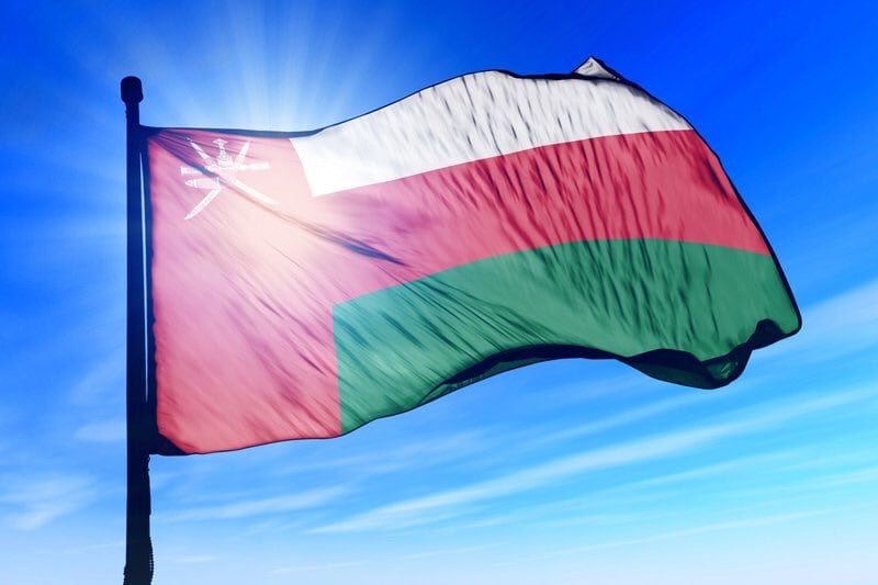 التربية تصدر تعميمًا حول رفع العلم