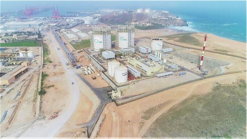 تكلفته تعدت 800 مليون دولار: بدء التشغيل التجريبي لمصنع “أوكيو” في ظفار