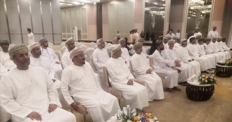 “عمانتل” توقع مذكرات تفاهم مع كبرى المؤسسات الحكومية والشركات في ظفار