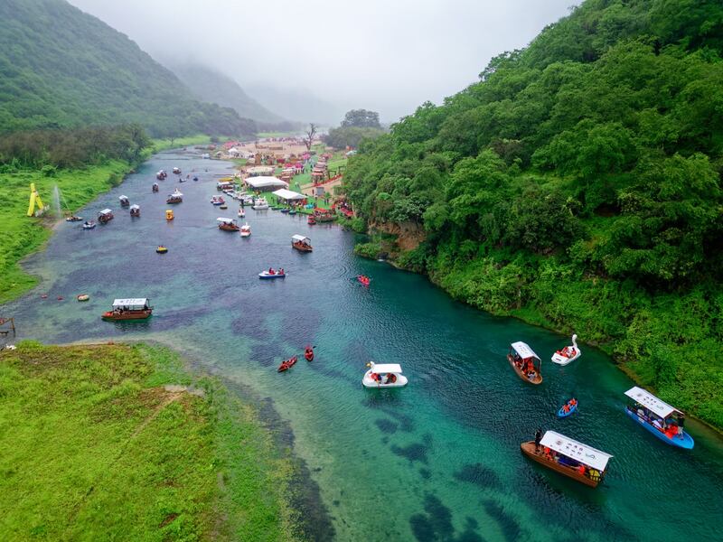 أكثر من مليون زائر لخريف ظفار 2024م