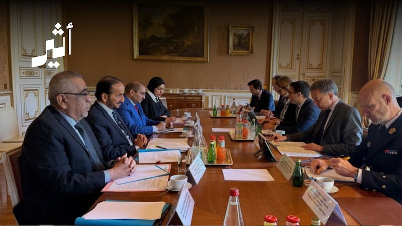 حوار عُماني فرنسي إستراتيجي: بحث التعاون في الاقتصاد والطاقة والتعليم