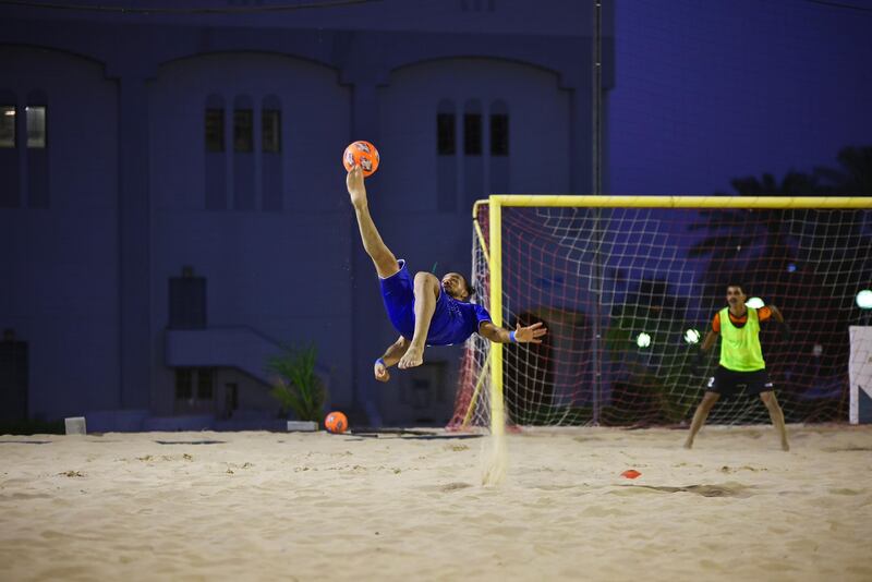 هل ينسحب نادي العامرات من مواجهة نادٍ إسرائيلي في بطولة عالمية؟ 