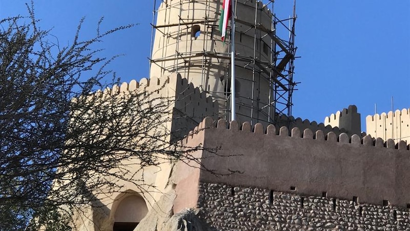 خطة منهجية لترميم قلعة ” نخل “