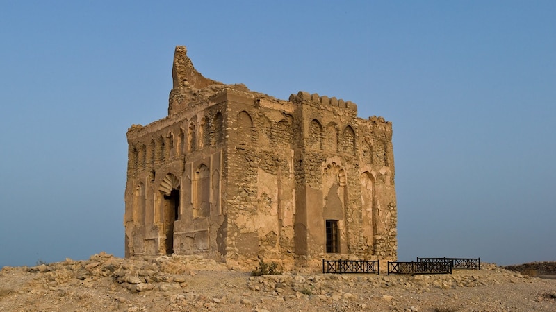 مدينة قلهات؛ هل باحت بكل أسرارها؟