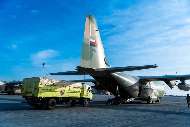 بأوامر سامية: جسر جوي من سلطنة عمان إلى سوريا وتركيا