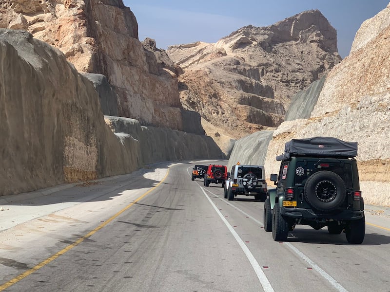 قافلة “ظفار المجد” تعود من جديد عبر “جيب عمان”