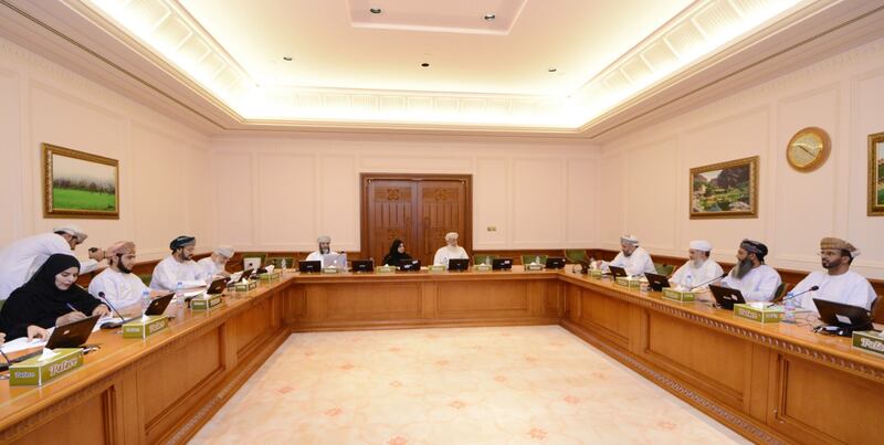 بلجنة خاصة في “الدولة”: تشخيص واقع استخدام اللغة العربية بالسلطنة