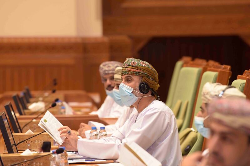 اليوم: جلسة سرية..وغدا وزيرا المالية والاقتصاد في “الشورى”