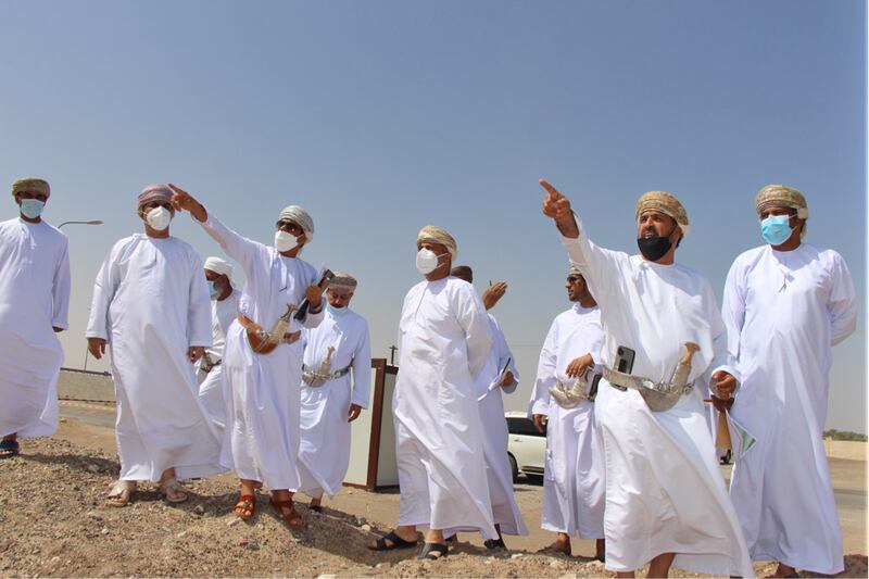 بالصور: وزير النقل يتفقد عددا من المشاريع