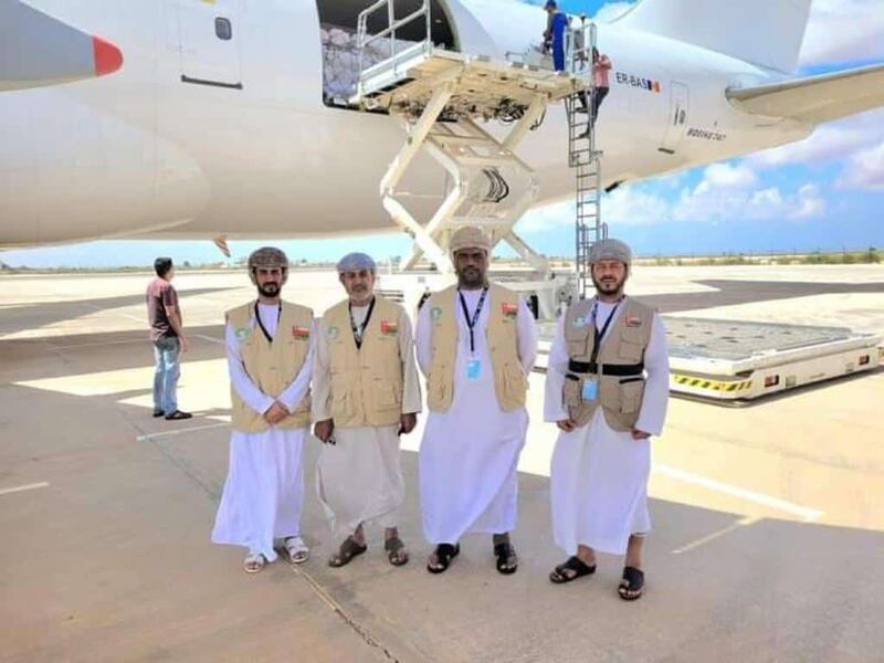 المساعدات الإغاثية العمانية تصل ليبيا