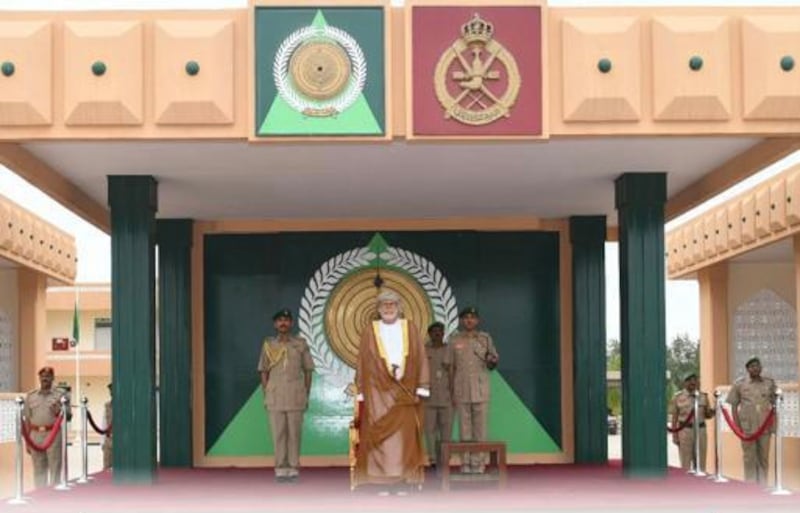 اللواء الركن متقاعد سعيد السالمي يرعى تخريج دفعة جديدة بقوات الفرق