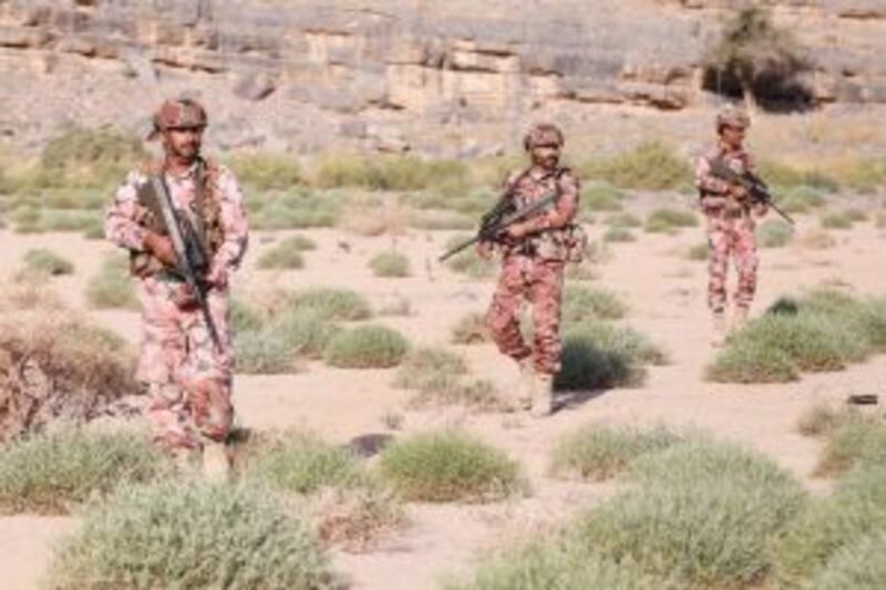 في مسندم: الجيش السلطاني ينفذ تمرينًا مع قوات المارينز البريطانية