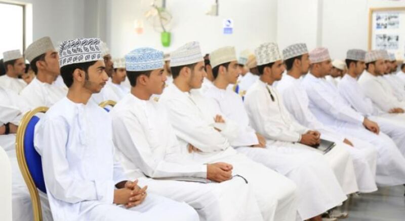 كيف يدعم التعليم المجتمع اقتصاديا؟