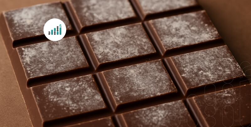 إذا لاحظت طبقة بيضاء على الشوكولاتة، لا تتسرع في رميها!