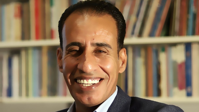 الروائي الأردني جلال برجس يكتب لـ “أثير” عن حروب الأوساط الثقافية