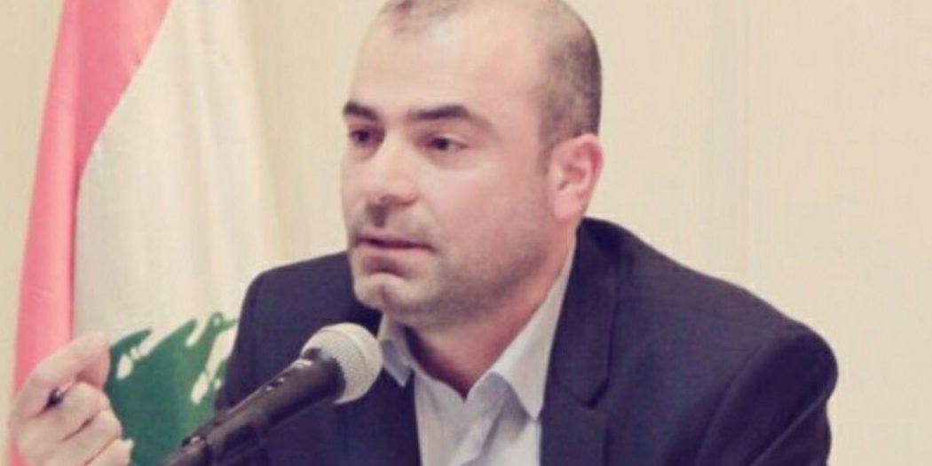 عن العقل والمكوث في مستنقعات النقل