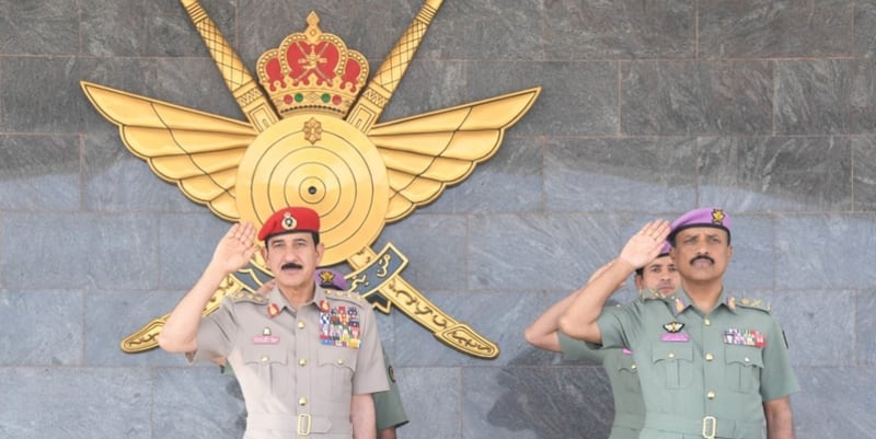 وزير المكتب السلطاني يرعى احتفالًا لقوة السلطان الخاصة