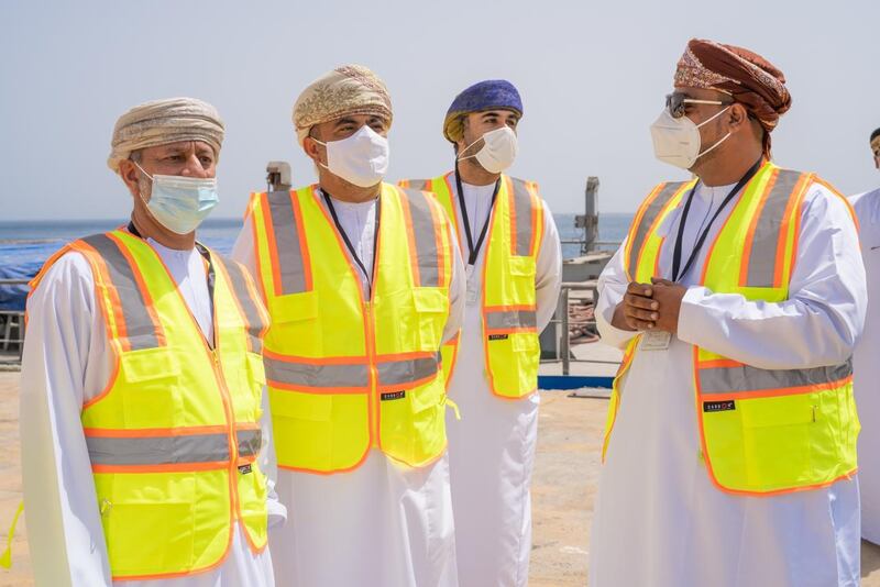 3 وزراء مسؤولون يزورون رصيفًا بحريًا في صور