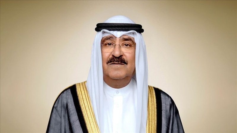جلالة السلطان يتلقى تعزية من أمير الكويت