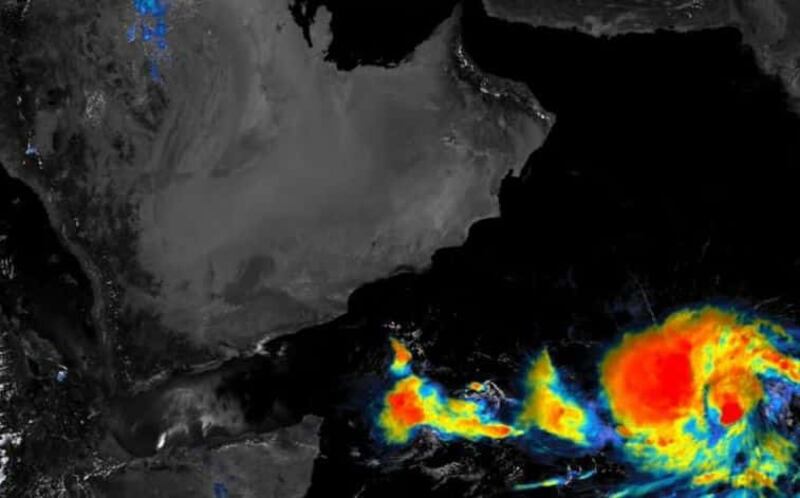 رسميًا: “الكارثة” اسم للحالة المدارية في بحر العرب