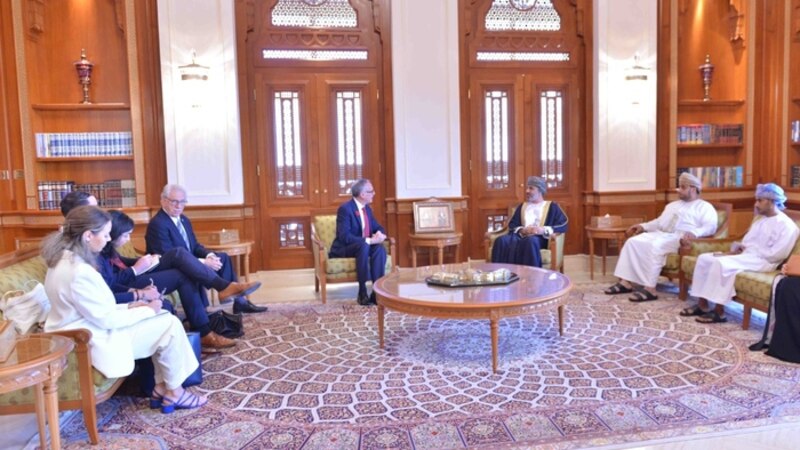 رغبة كندية لتعزيز الاستثمار في سلطنة عمان