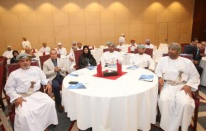 كوكبة من القيادات الإعلامية العربية تُشارك في ندوة الإعلام الرياضي بالسلطنة