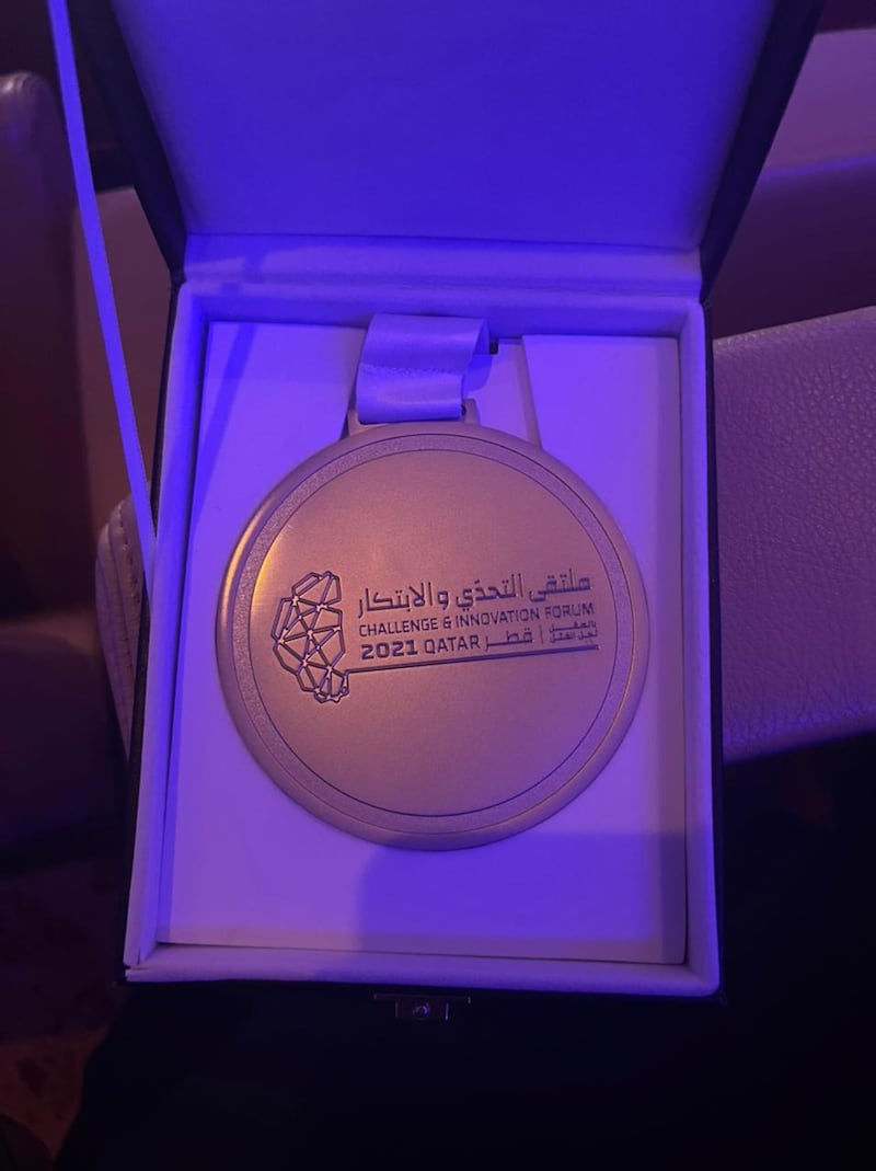 حصد عدة جوائز عالمية: عمانية تبتكر طلاء يمتص الأشعة السينية