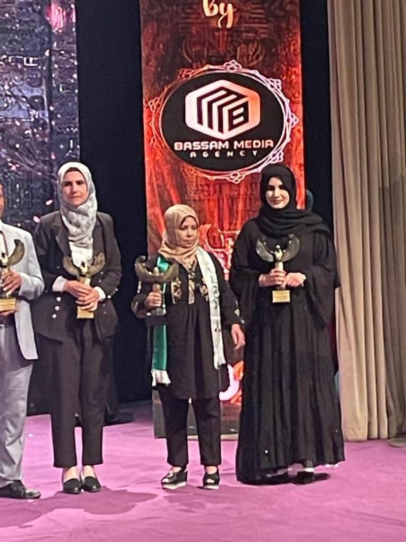 عمانية “أفضل كاتبة” في مهرجان دولي بمصر