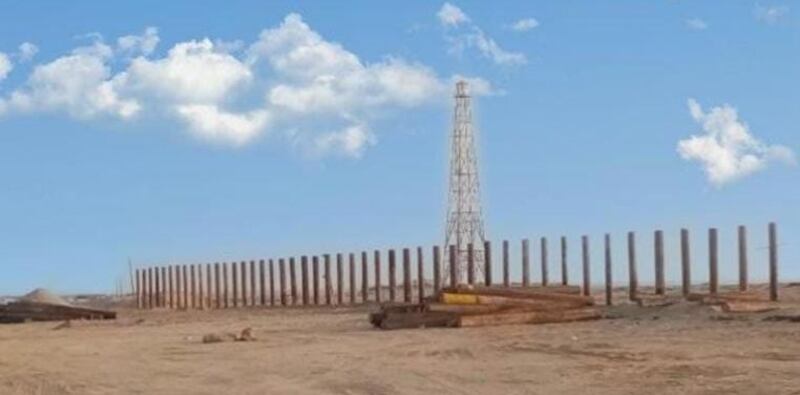 بعد تداوله في وسائل التواصل: توضيح رسمي حول حقيقة الركائز الخشبية في رأس الحد