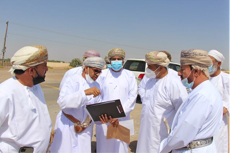 بالصور: وزير النقل يتفقد عددا من المشاريع