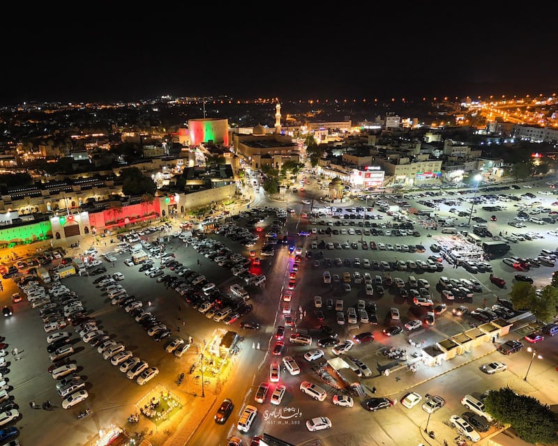 نزوى الأعلى بأكثر من 180 ألف زائر: أين كانت وجهتك في إجازة العيد الوطني؟