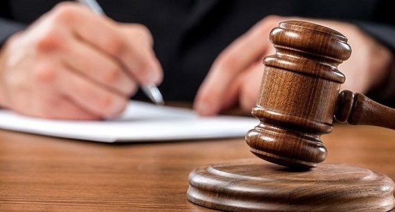إلزام رجل أعمال خليجي بأكبر مبلغ في الأحكام النقدية بالخليج، والمحكمة توقف التنفيذ مؤقتا