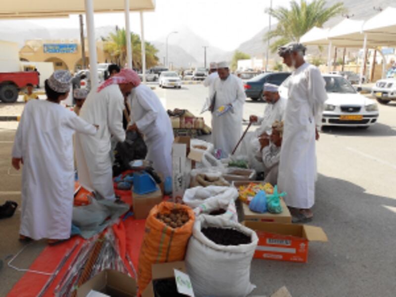 الهبطة أول أفراح العمانيين بعيد الفطر… فماذا تعرف عنها؟