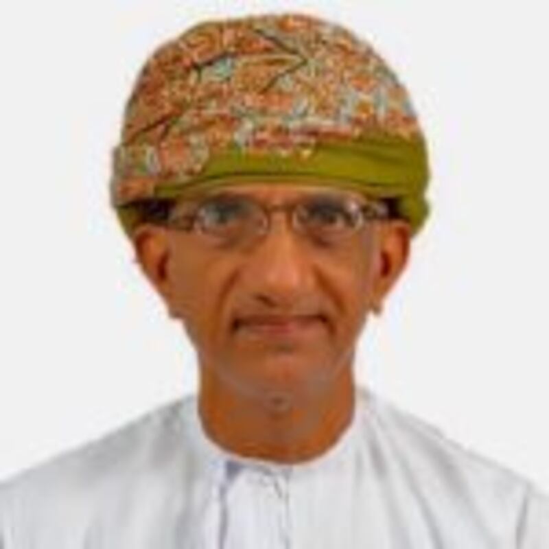 المكرّم السيد نوح بن محمد البوسعيدي يكتب: حرب اللقاحات : “ضَعُفَ الطَّالِبُ وَالْمَطْلُوبُ “