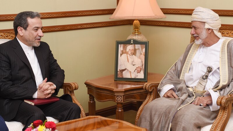 بن علوي يستقبل مسؤولًا إيرانيًا