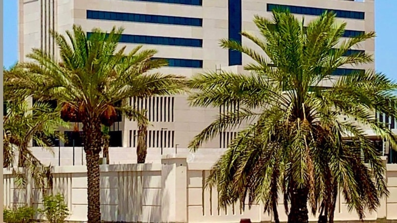 قريبًا: تشغيل مركز علاج السرطان الذي أمر بإنشائه السلطان قابوس بن سعيد