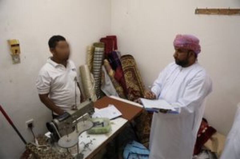 بالتعاون مع الادعاء العام والشرطة: البلدية تداهم منزًلا في مطرح