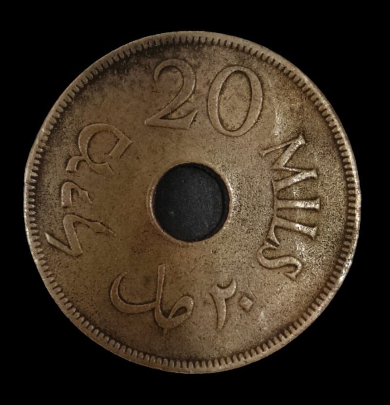 بالصور: مقتنيات فريدة عن فلسطين في متحف لمواطن عماني