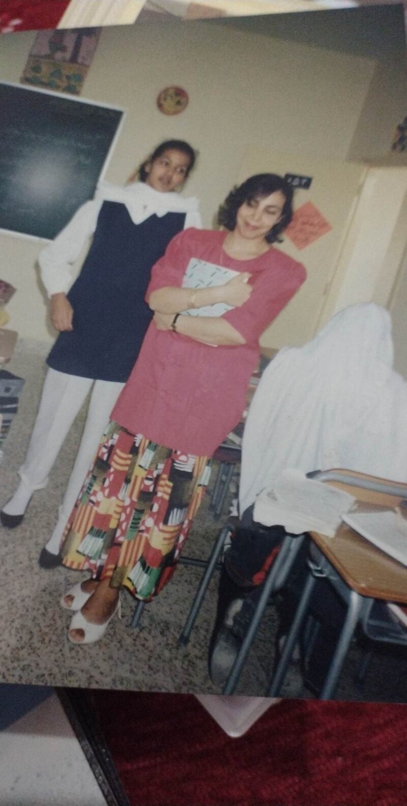 أستاذة تونسية تفتح صفحات ذاكرتها عن سلطنة عمان