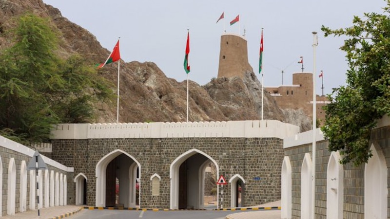 بالصور: ماذا تعرف عن بوابات مسقط؟