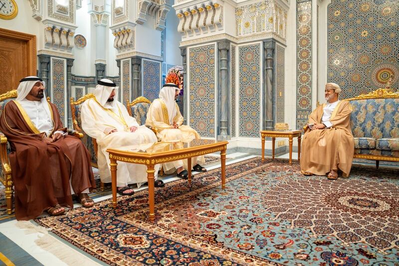 بالصور: جلالة السُّلطان يستقبل ولي عهد دبي